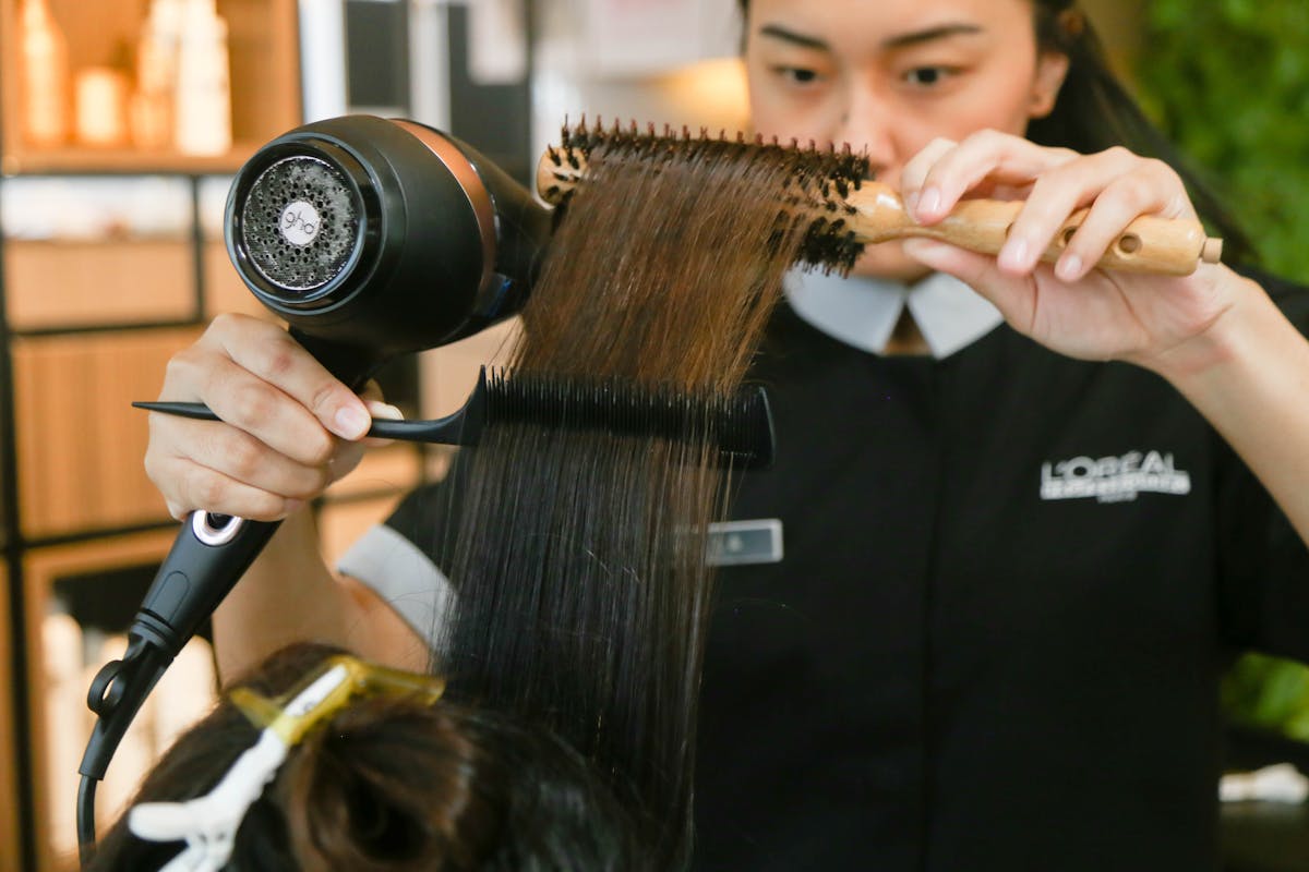 Shampoo and conditioning hair treatment at home Kuwait